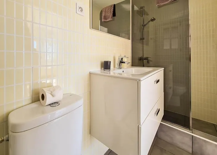 Stunning Sea View With 6 Bedrooms & Heated Pool - Renaissance Villa