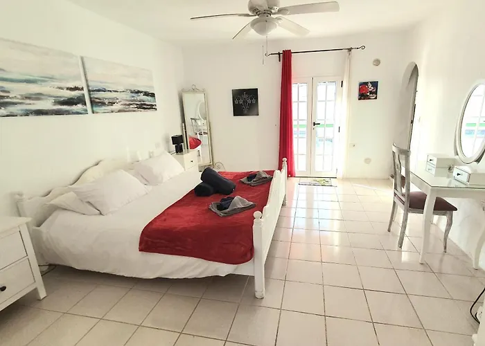 Stunning Sea View With 6 Bedrooms & Heated Pool - Renaissance Playa Blanca (Lanzarote)