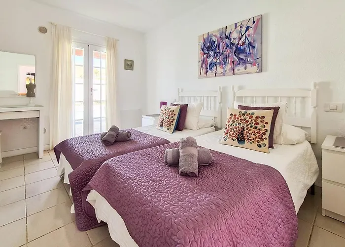 Stunning Sea View With 6 Bedrooms & Heated Pool - Renaissance Βίλα *