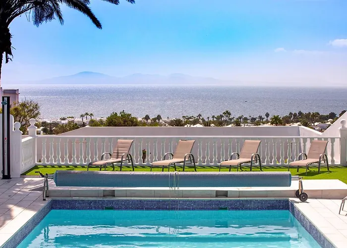 Stunning Sea View With 6 Bedrooms & Heated Pool - Renaissance * Πλάγια Μπλάνκα